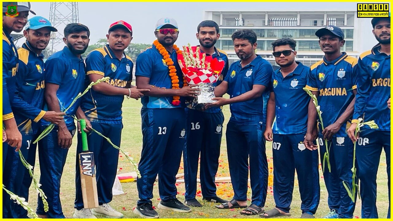 Porno yangiliklarni tomosha qiling Ichkaridan yaqin-up porno cums